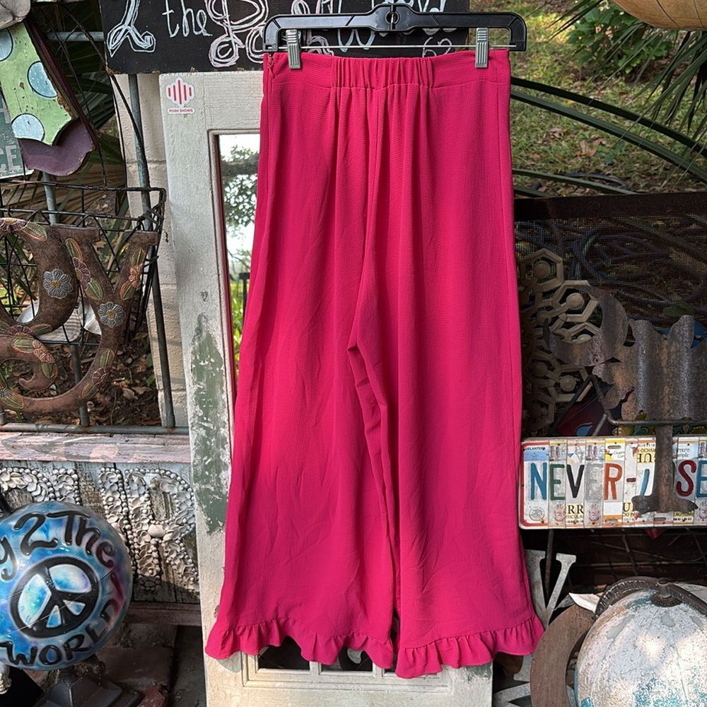 Show Me Your MuMu Pink Cropped with ruffle pants EUC - Picture 5 of 8